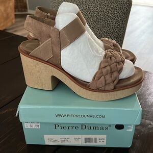 Brand new in the box Pierre Dumas, taupe, size 9, super light weight to wear